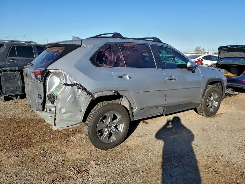 2023 TOYOTA RAV4 XLE  