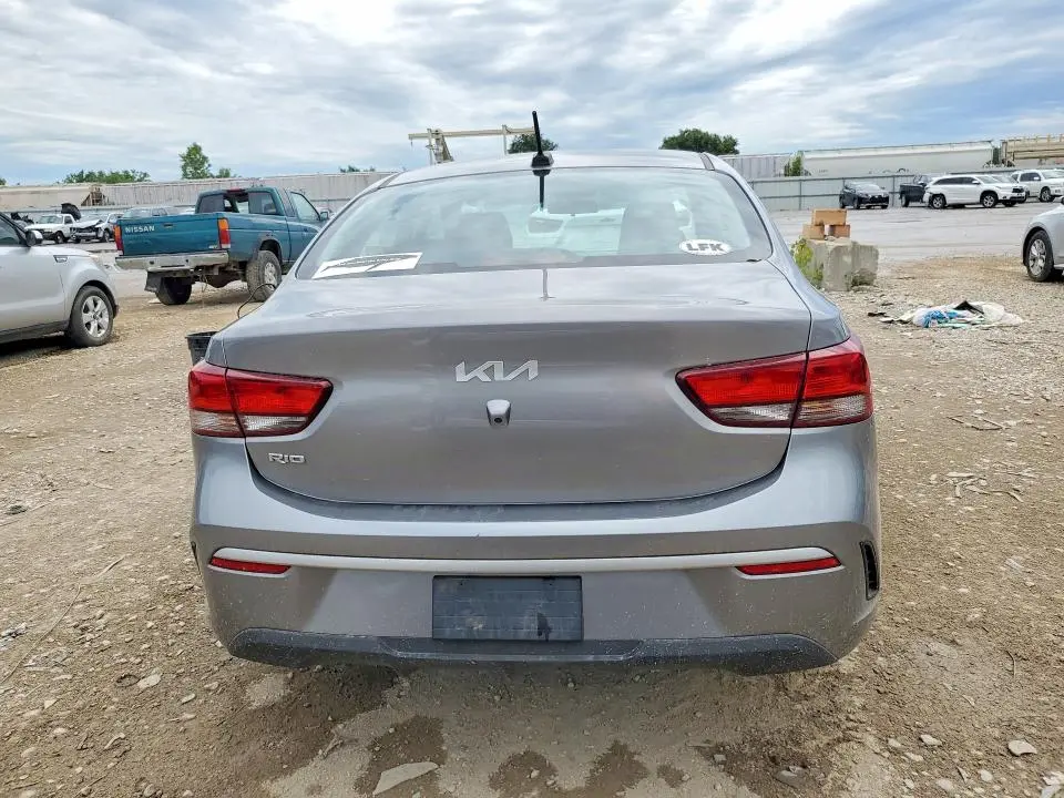 2023 KIA RIO S  