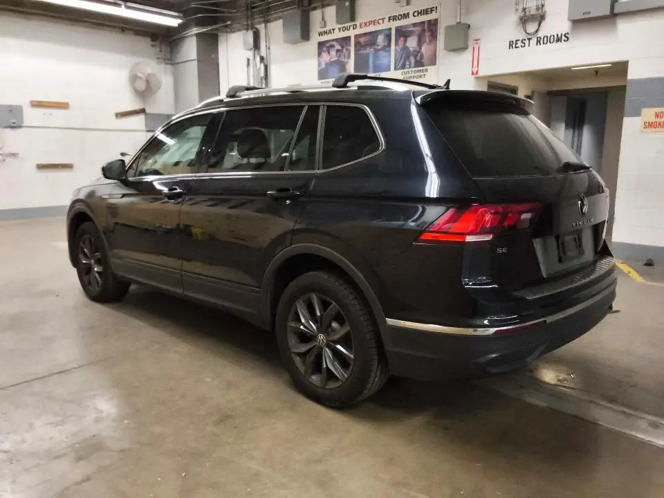 2022 VOLKSWAGEN TIGUAN SE  