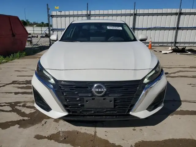 2023 NISSAN ALTIMA SL  