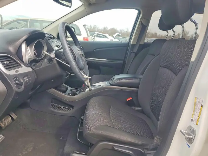 2020 DODGE JOURNEY SE  