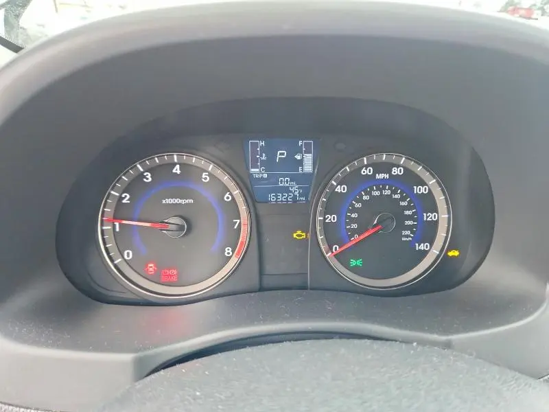 2015 HYUNDAI ACCENT GLS  