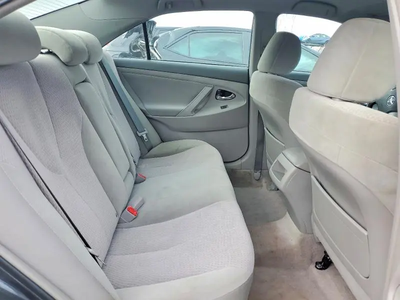2011 TOYOTA CAMRY BASE  