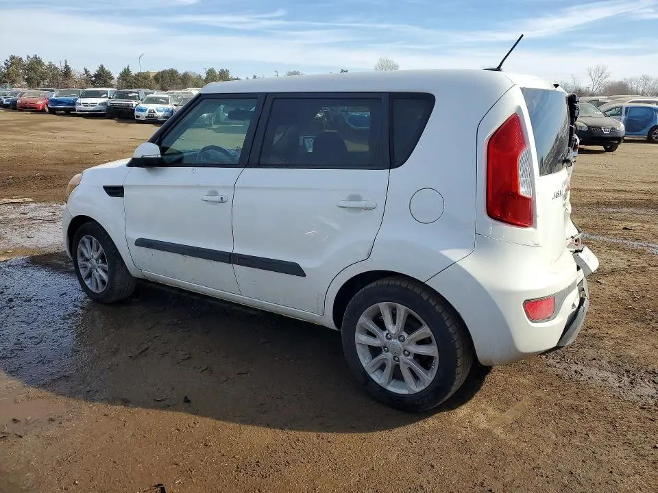 2013 KIA SOUL +  