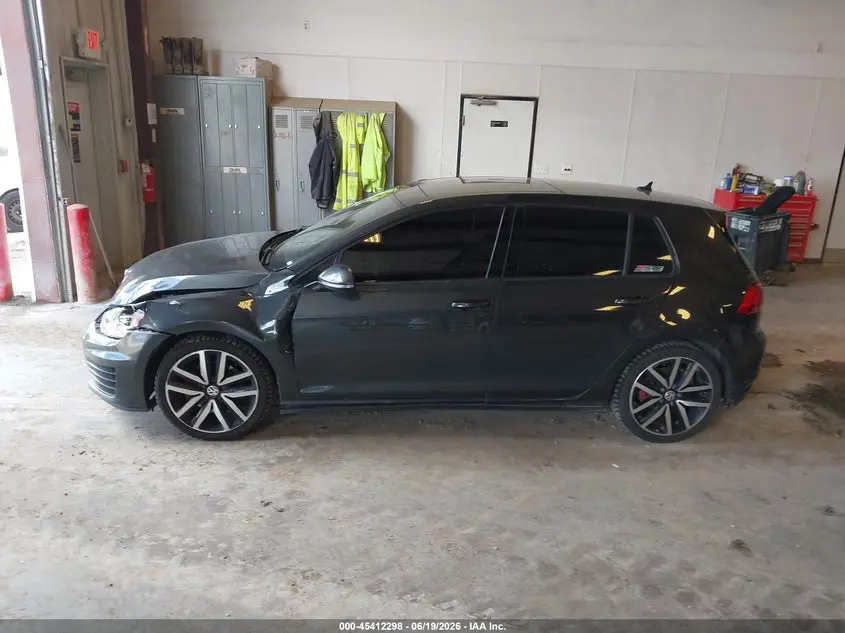 2015 VOLKSWAGEN GOLF GTI 2.0T AUTOBAHN 4-DOOR