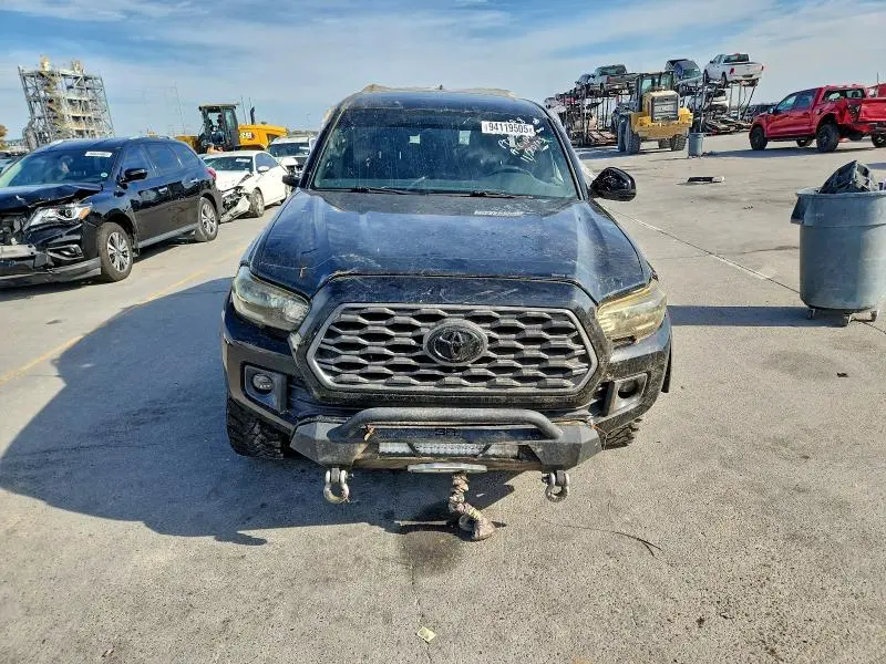 2017 TOYOTA TACOMA DOUBLE CAB  