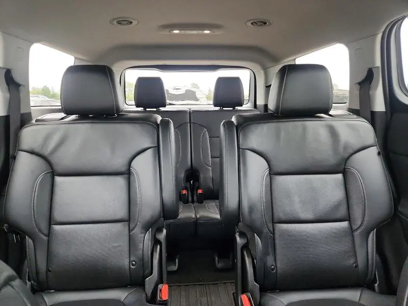 2020 GMC ACADIA SLT  