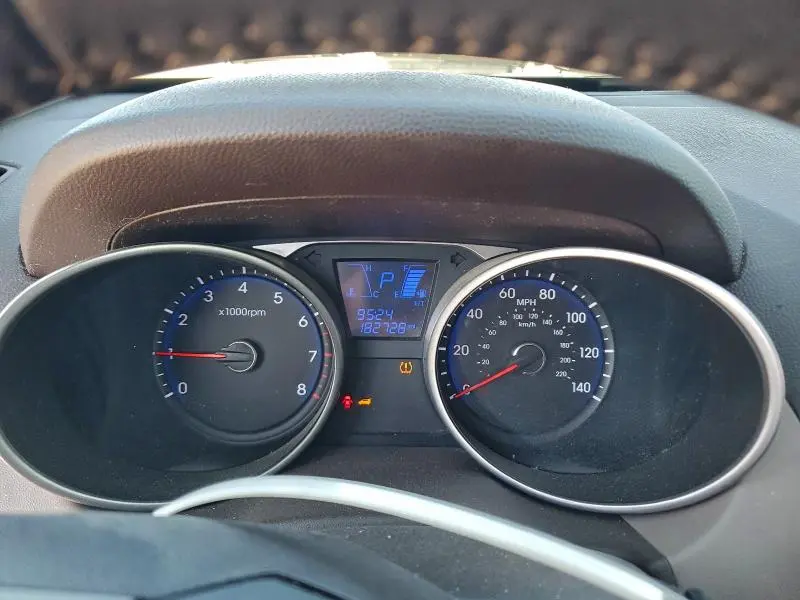 2013 HYUNDAI TUCSON GLS  