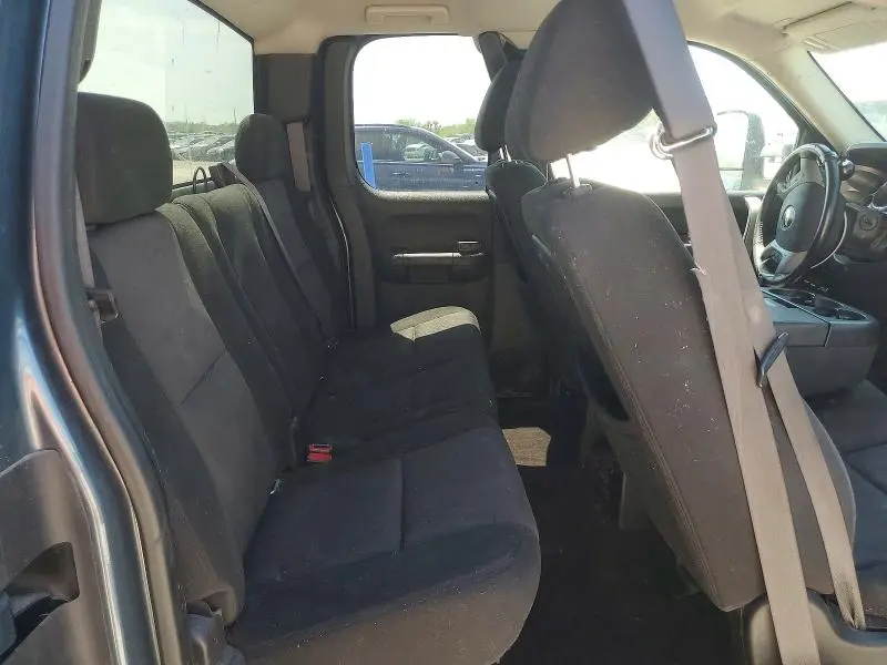 2011 CHEVROLET SILVERADO K1500 LT  