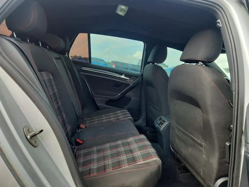 2015 VOLKSWAGEN GTI   