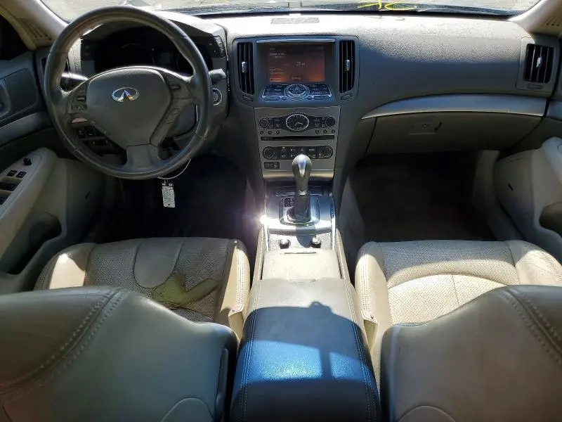 2015 INFINITI Q40 BASE  