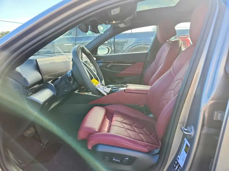 2024 BMW 530 XI  