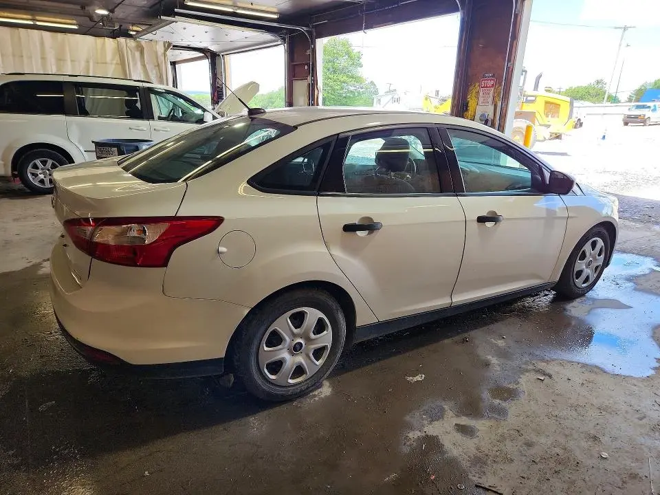 2014 FORD FOCUS S  