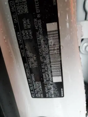 2023 VOLVO XC60 PLUS  