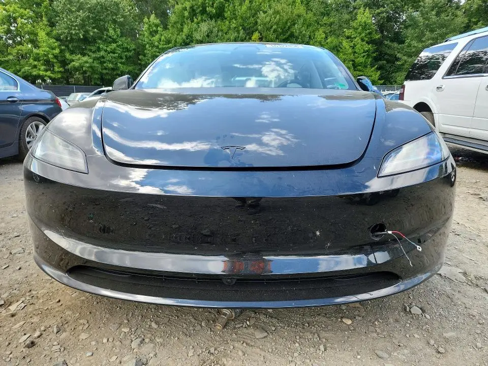 2026 TESLA MODEL 3   