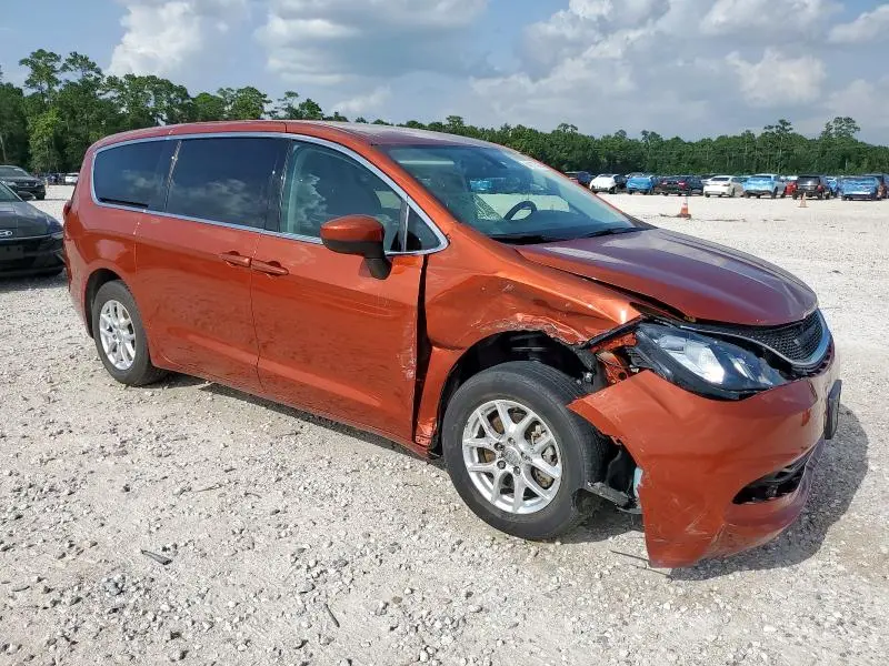 2018 CHRYSLER PACIFICA LX  