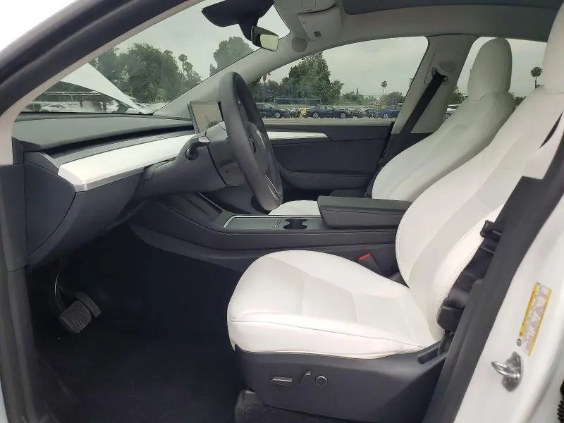 2024 TESLA MODEL Y   