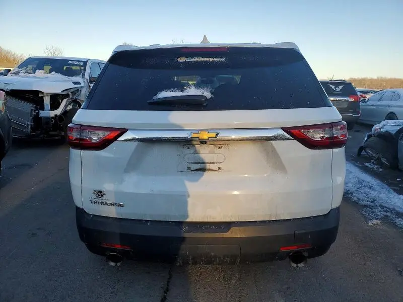 2020 CHEVROLET TRAVERSE LS  