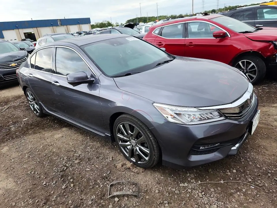 2017 HONDA ACCORD TOURING  