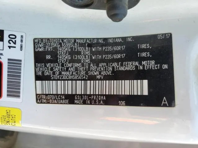 2017 TOYOTA SIENNA XLE  