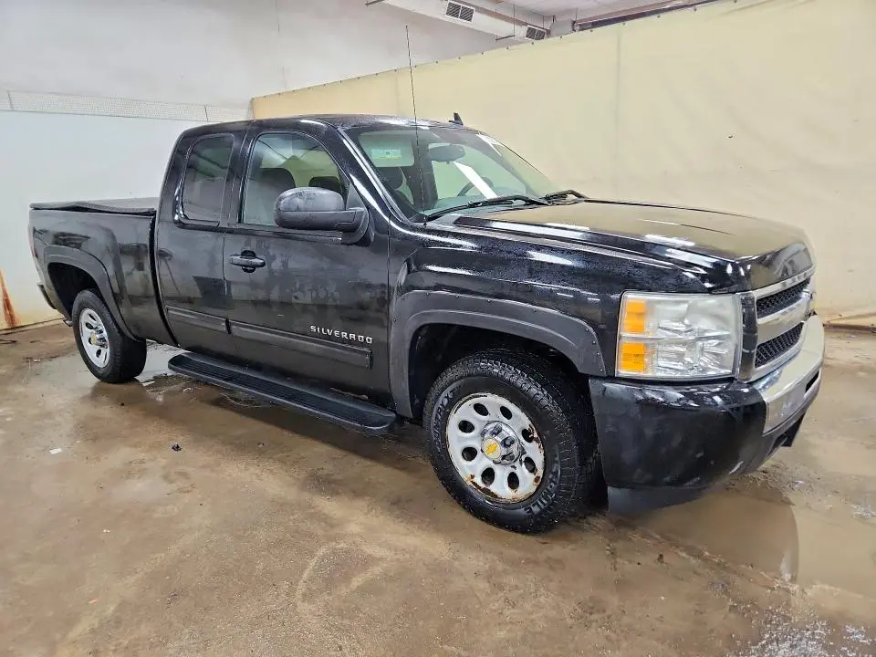2010 CHEVROLET SILVERADO C1500 LS  