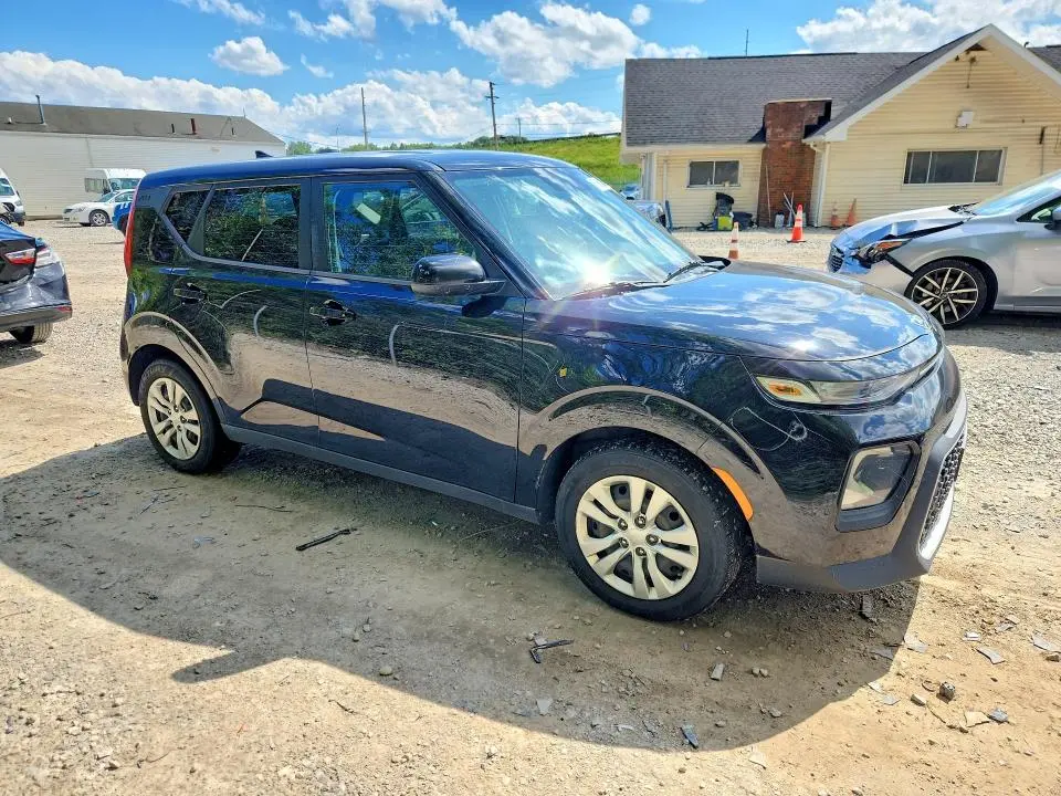 2020 KIA SOUL LX  