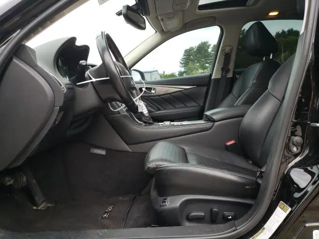 2019 INFINITI Q50 LUXE  