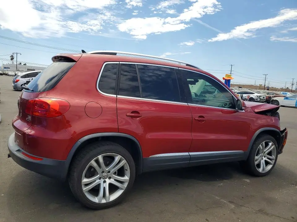 2016 VOLKSWAGEN TIGUAN S  