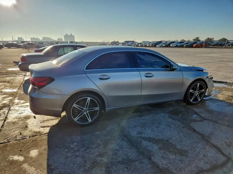2020 MERCEDES-BENZ A 220  