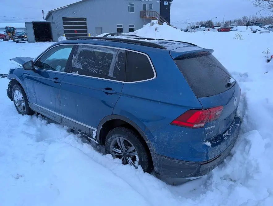 2020 VOLKSWAGEN TIGUAN SE  