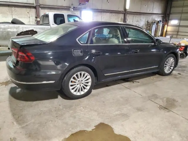 2017 VOLKSWAGEN PASSAT SE