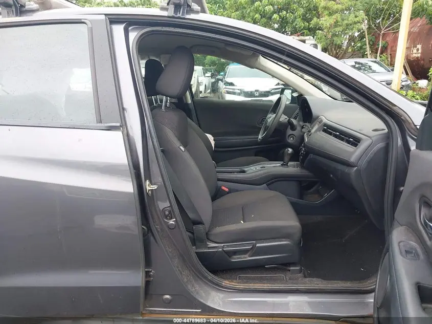 2019 HONDA HR-V LX