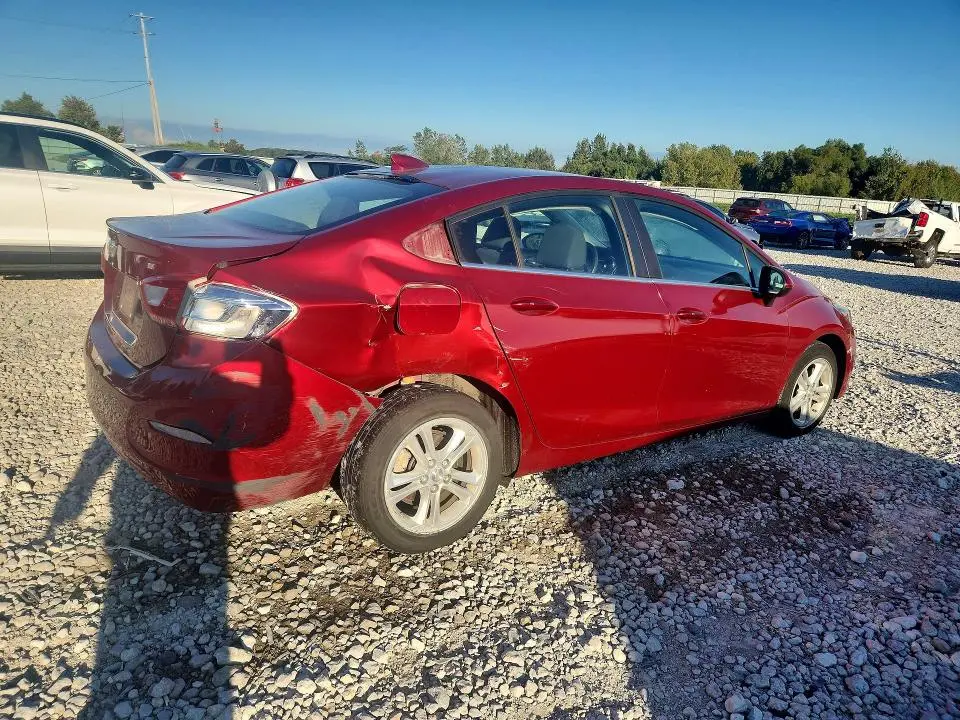 2017 CHEVROLET CRUZE LT  