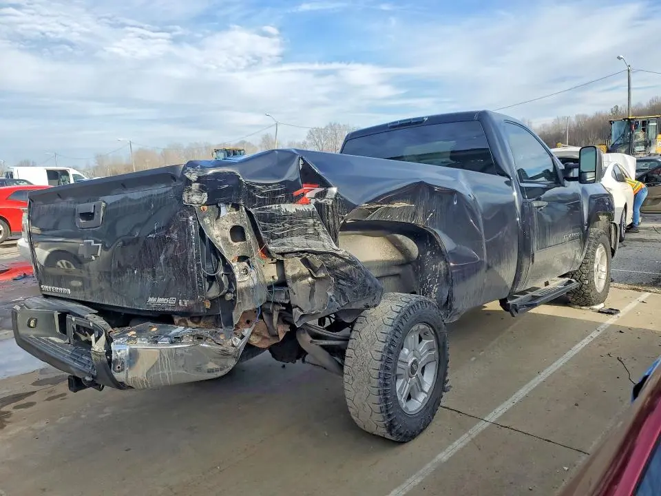 2011 CHEVROLET SILVERADO K1500 LT  