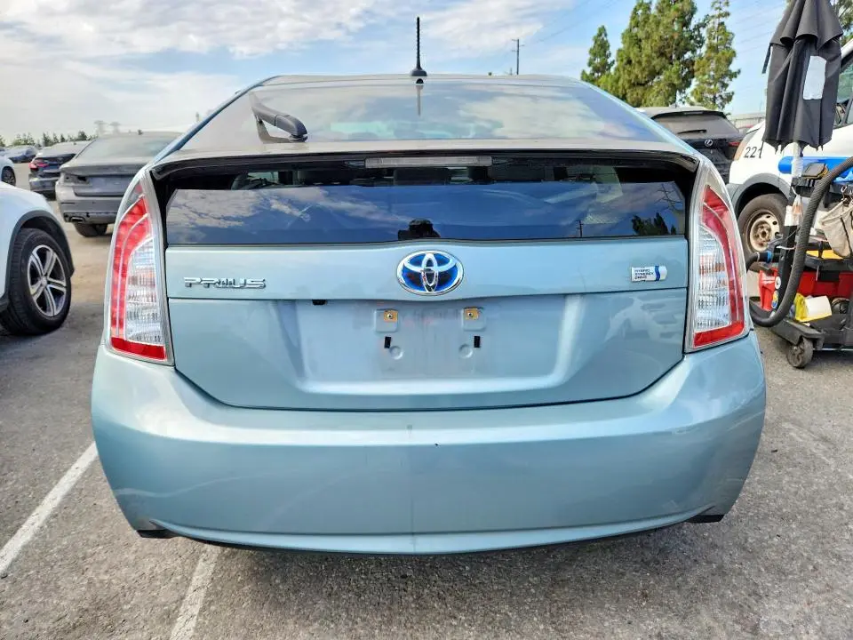 2012 TOYOTA PRIUS THREE  