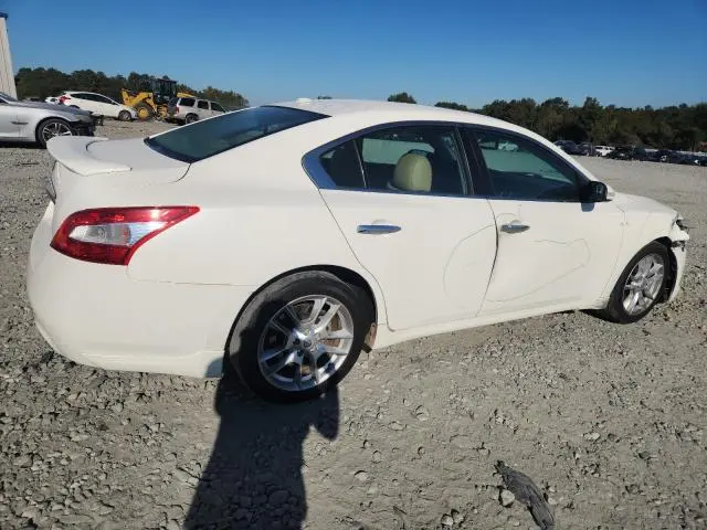 2011 NISSAN MAXIMA S  