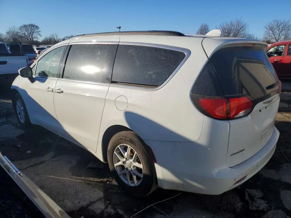 2020 CHRYSLER VOYAGER LXI  