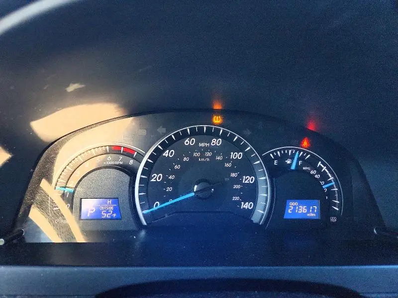 2013 TOYOTA CAMRY LE  