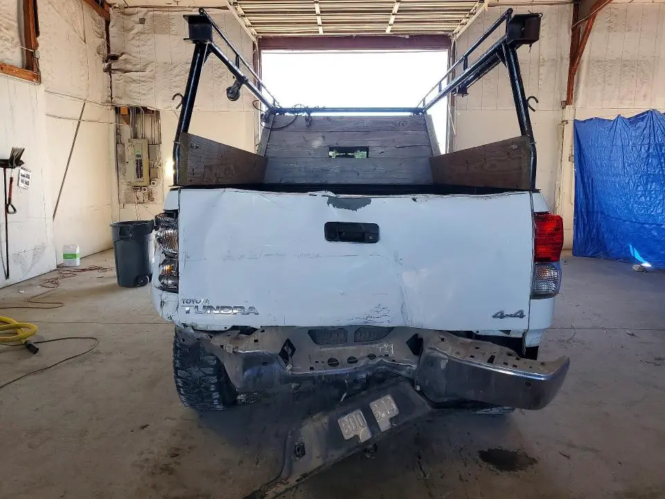 2011 TOYOTA TUNDRA DOUBLE CAB SR5  