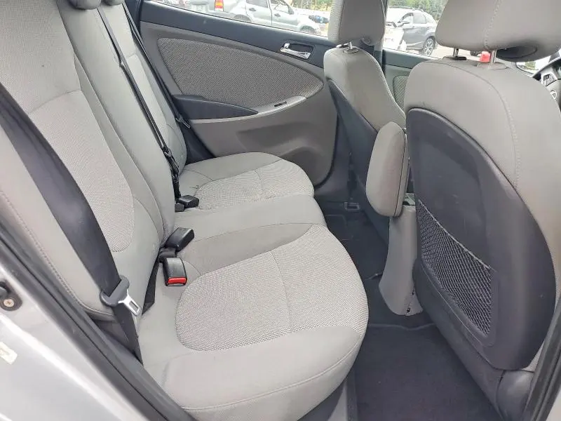 2012 HYUNDAI ACCENT GLS  