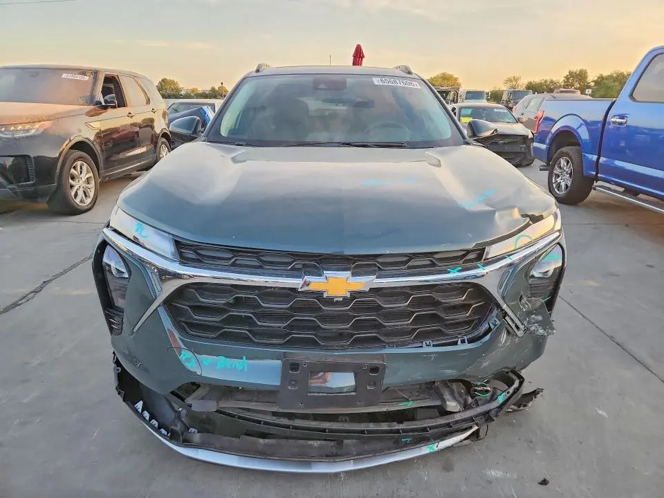 2025 CHEVROLET TRAX 1LT  