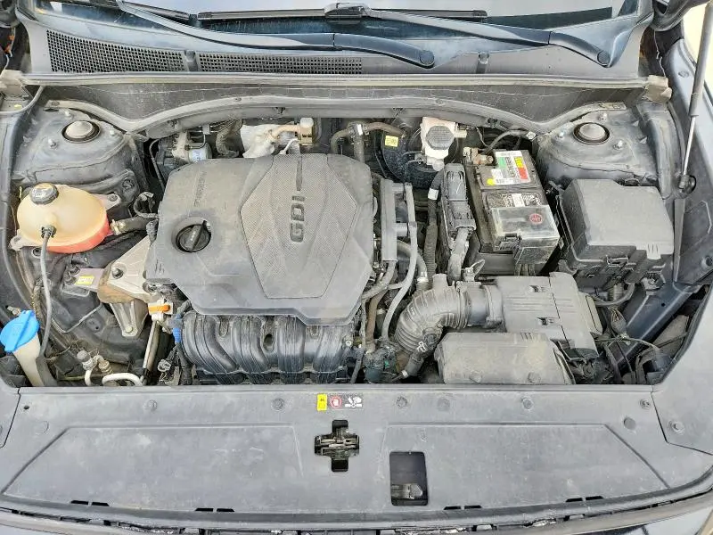 2021 HYUNDAI SANTA FE SE  
