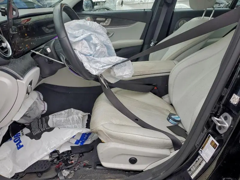 2022 MERCEDES-BENZ E 350  