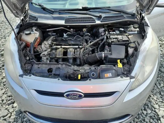 2011 FORD FIESTA SES  