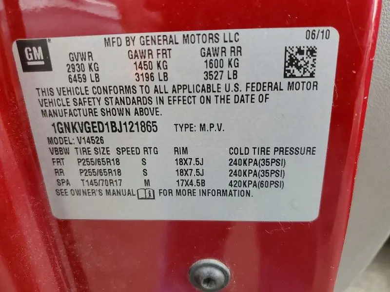 2011 CHEVROLET TRAVERSE LT  