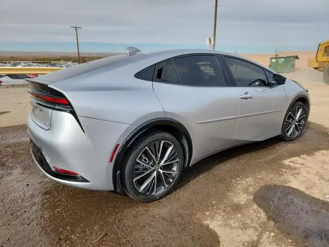 2024 TOYOTA PRIUS LE  