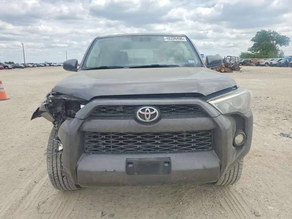2018 TOYOTA 4RUNNER SR5  