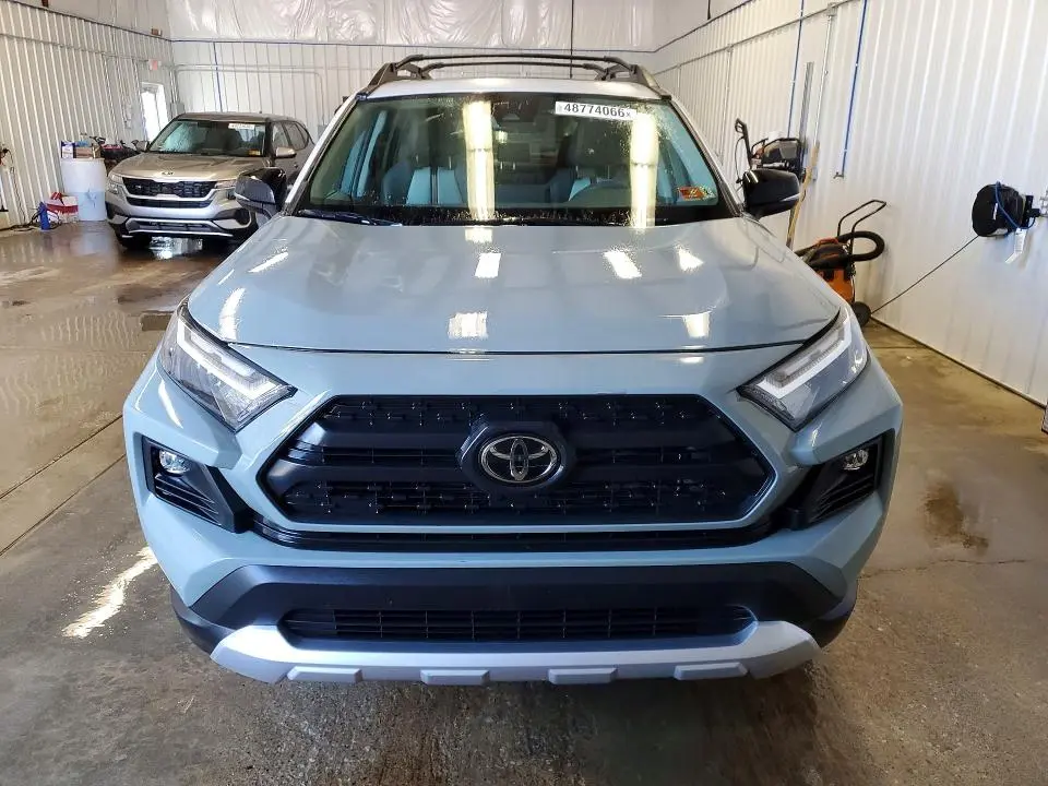 2023 TOYOTA RAV4 ADVENTURE  