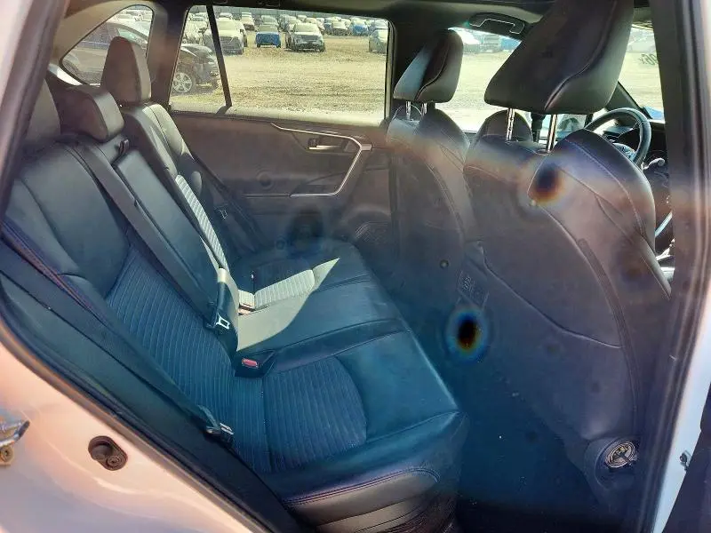 2019 TOYOTA RAV4 XSE  