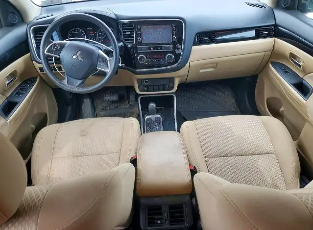 2019 MITSUBISHI OUTLANDER SE  